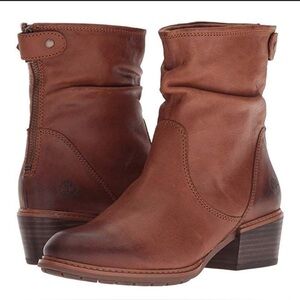 Timberland ‘Sutherland Bay’ mid back zip slouch boots in rich cognac leather